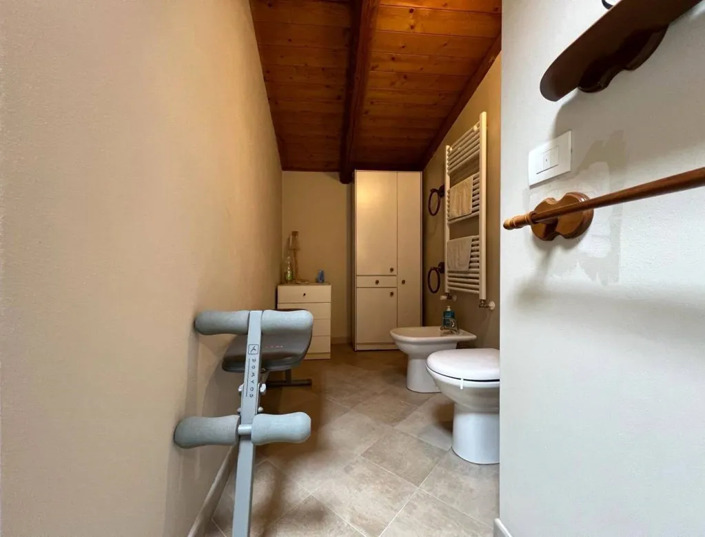 Salles de bain - Rustic Villa with Private Garden in Canale