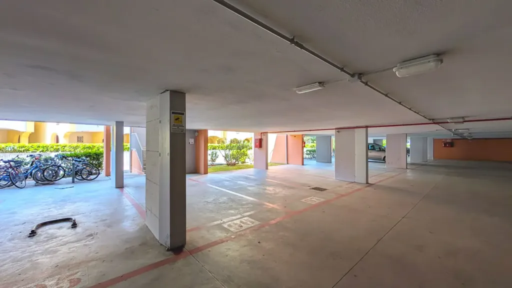 Garage - Quadrilocale with Pool in Bibione