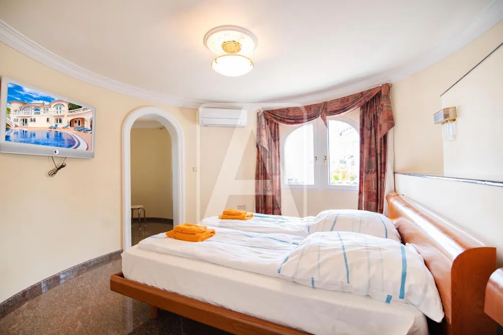 Chambres - Luxury Villa with Sea Views in Benissa