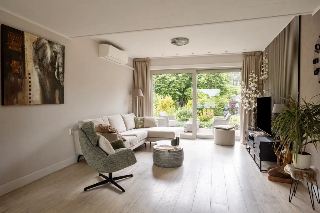 Séjour - Villa with Garden in Vogelwaarde