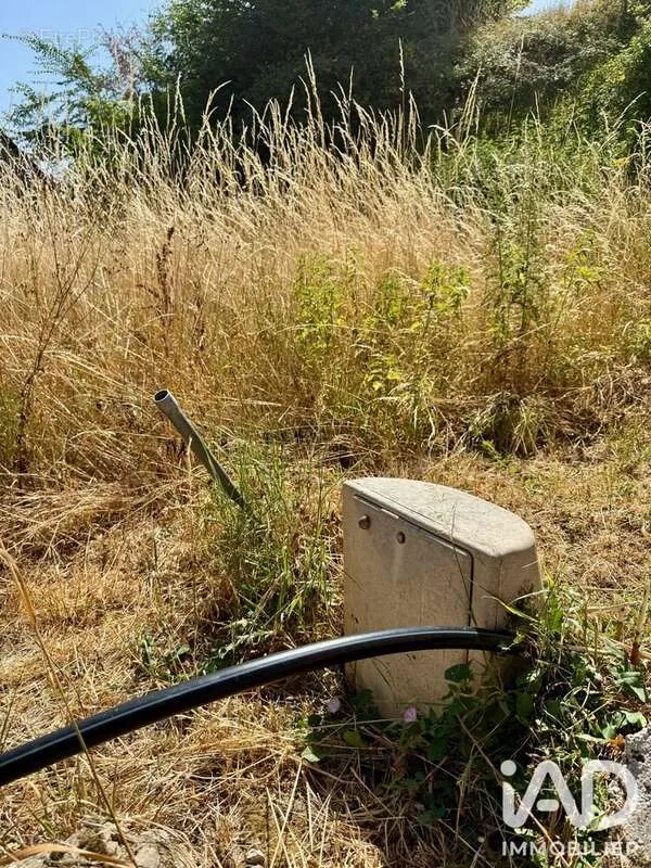 Giardino - Constructible Plot with Dual Potential in Saint-Denis-Les-Ponts