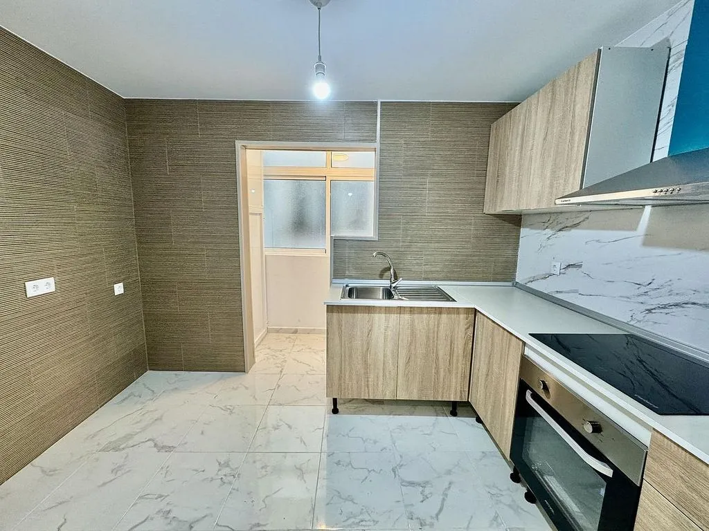 Kitchen - Modernised Apartment with Terrace in Torrevieja Centre