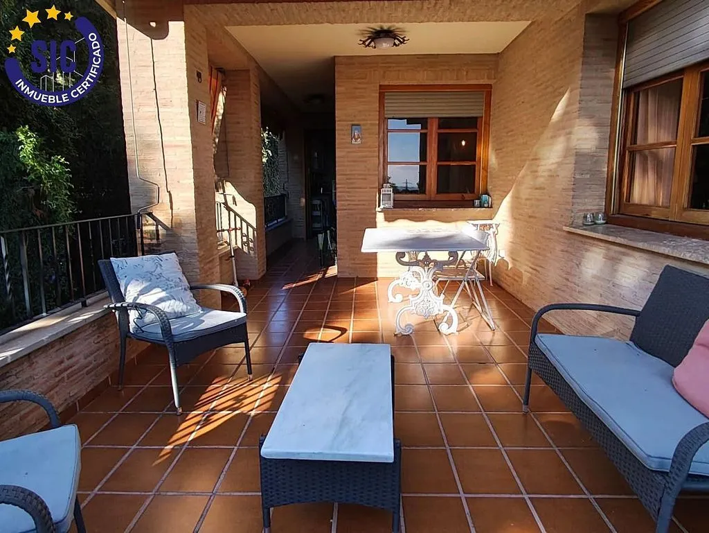 Terrass - Chalet with Pool and Terraces in El Vedat