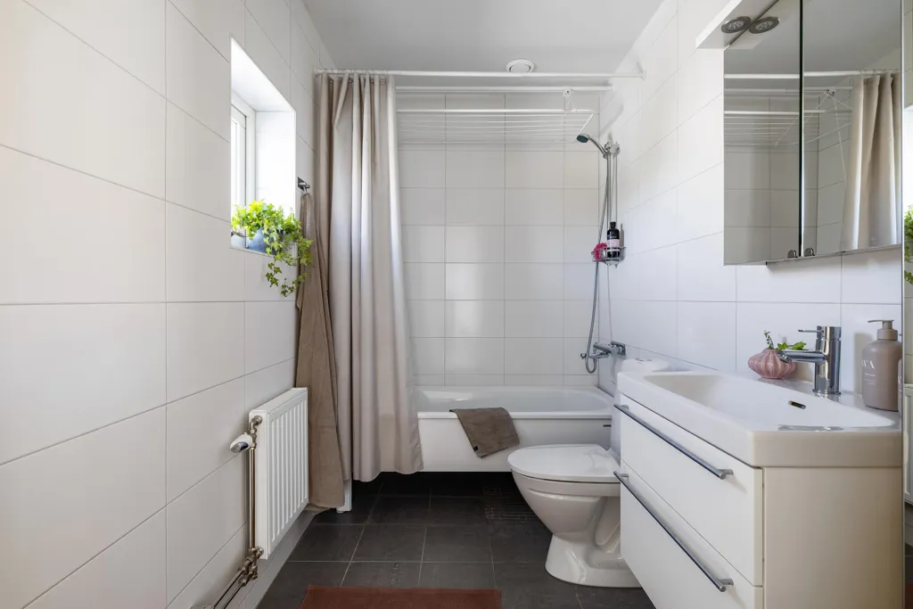 Salles de bain - Co-op House with Central Location in Vega