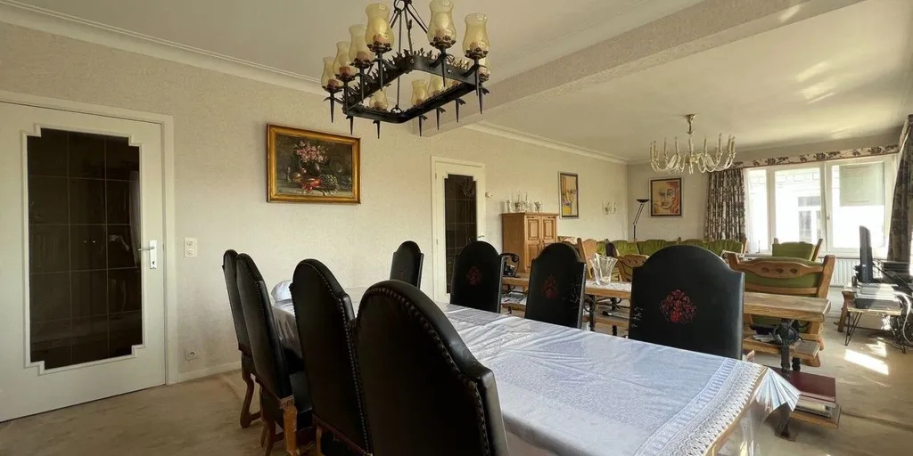 Söögituba - Corner Apartment with Park View in Ostend
