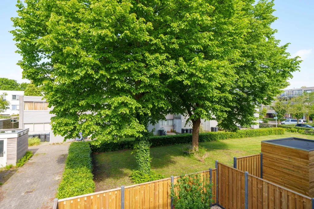 Jardin - 2-Bedroom Corner Flat with West Balcony in Muziekwijk