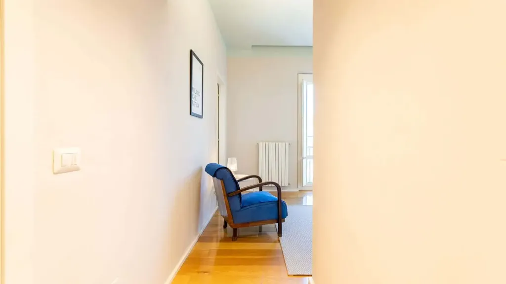 hallway_entrance