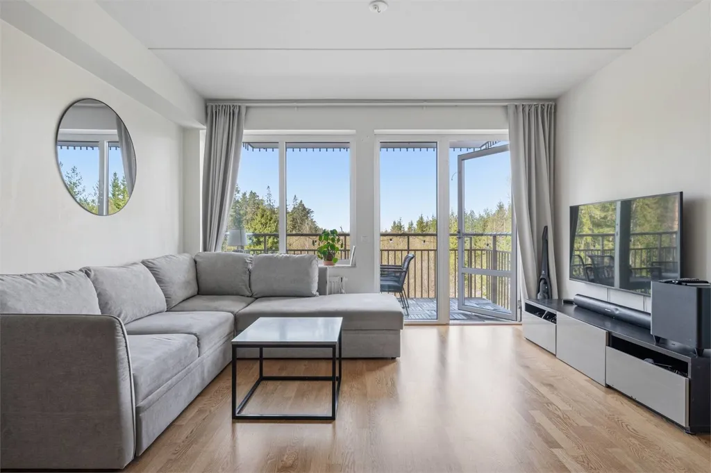 Soggiorno - Modern Flat with Balcony in Fullerö