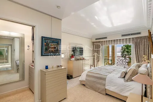 Chambres - Appartement de Luxe avec Vue Panoramique à Monaco