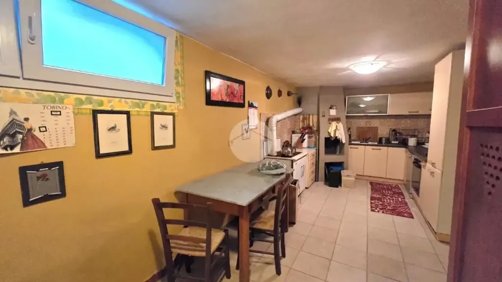 Cuisine - Rustic Villa with Private Garden in San Benigno Canavese