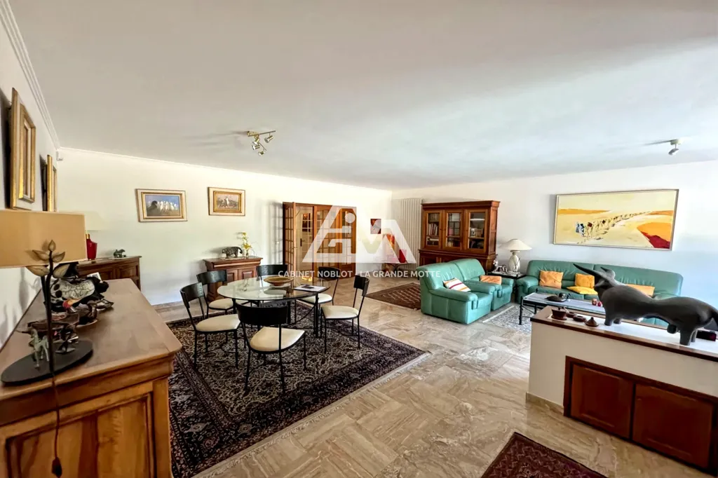 Séjour - Villa avec Piscine en Bord de Golf