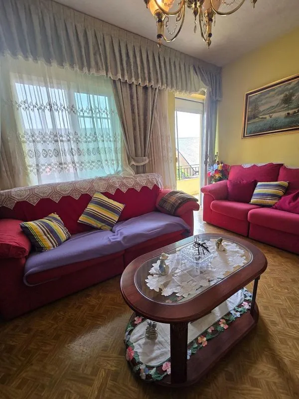 Elutuba - Chalet with Garden and Terrace in Bembibre