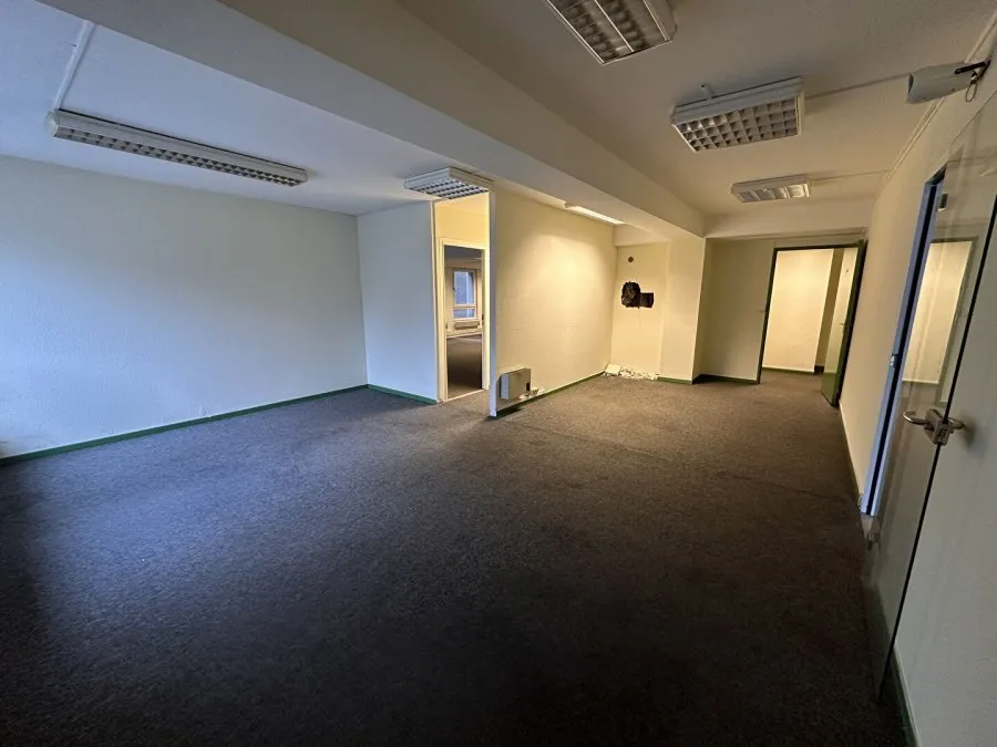 Bureau - Bureaux de 10 pièces avec Ascenseur au Centre de Metz