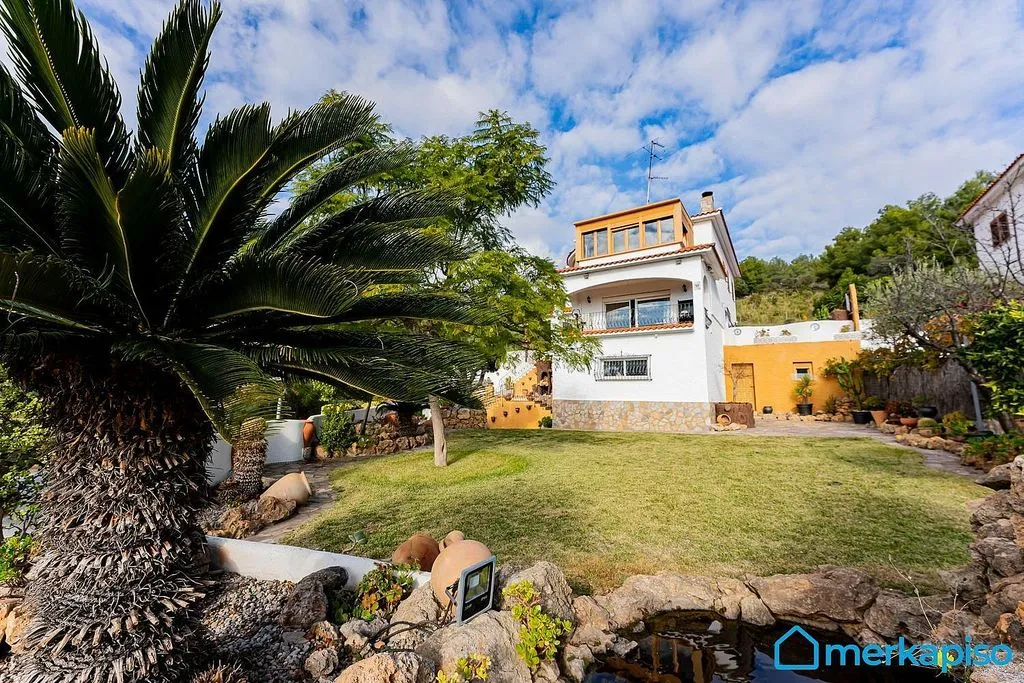 Jardin - Luxury House with Sea View in Gavà