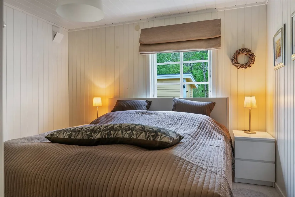 Chambres - Cottage with Large Garden in Sparsnäs