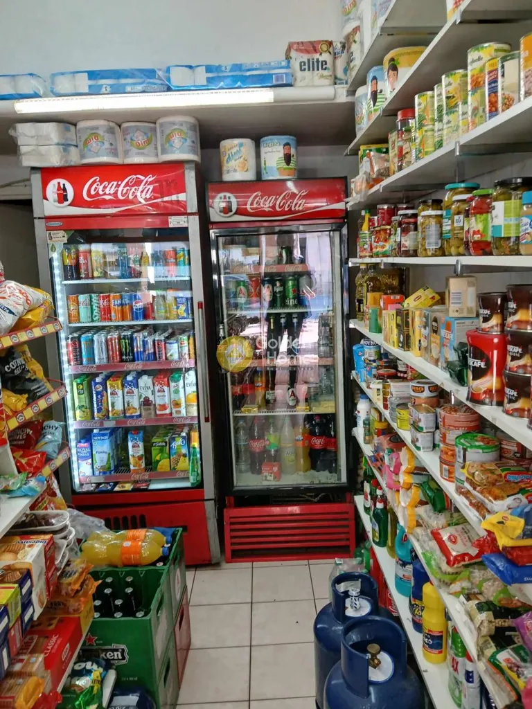 Buanderie - Retail Unit with Parking in Athens Centre