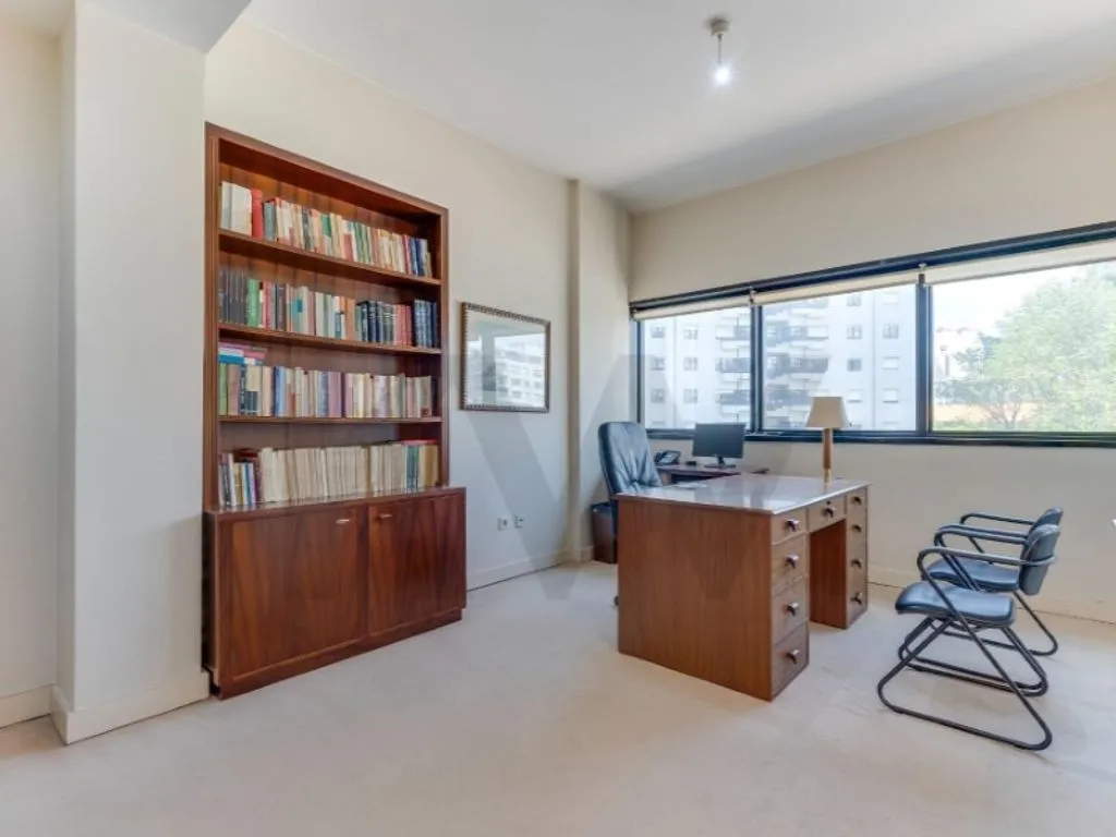 Kabinet - Luxury Office Space in Porto's City Centre