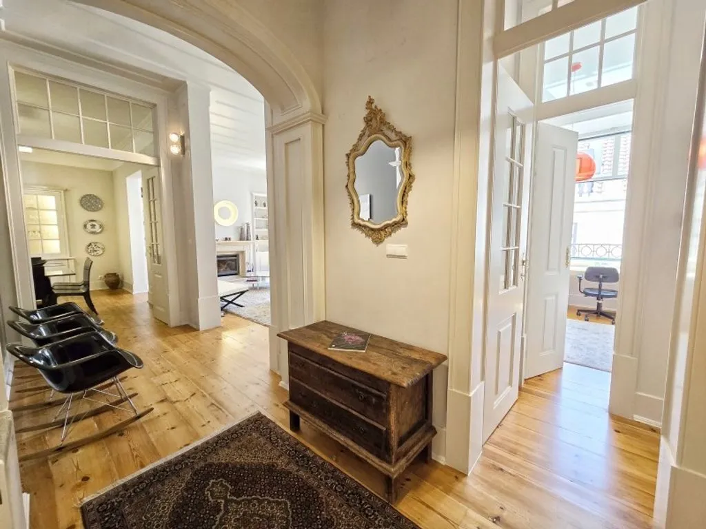 Entrée - Renovated Flat in Chiado, Lisbon
