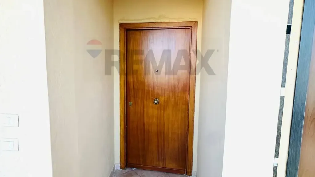 Entrée - Rustic Trilocale with Balcony in Palermo