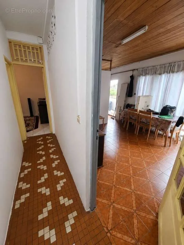 Esik - Rental Property in Central Cayenne