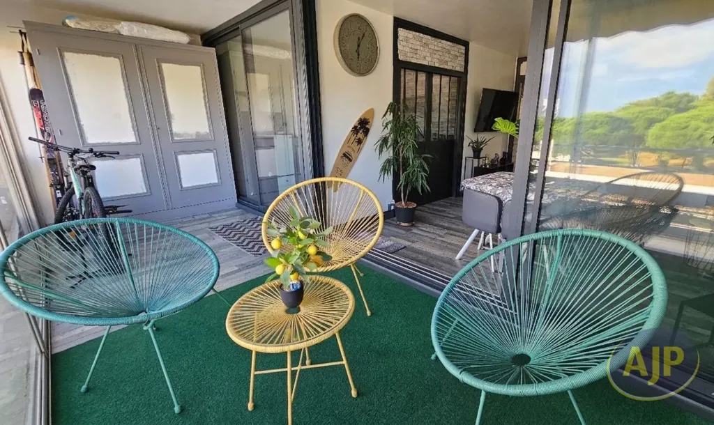 Terrass - 3-Bedroom Apartment with Loggia in Arcachon