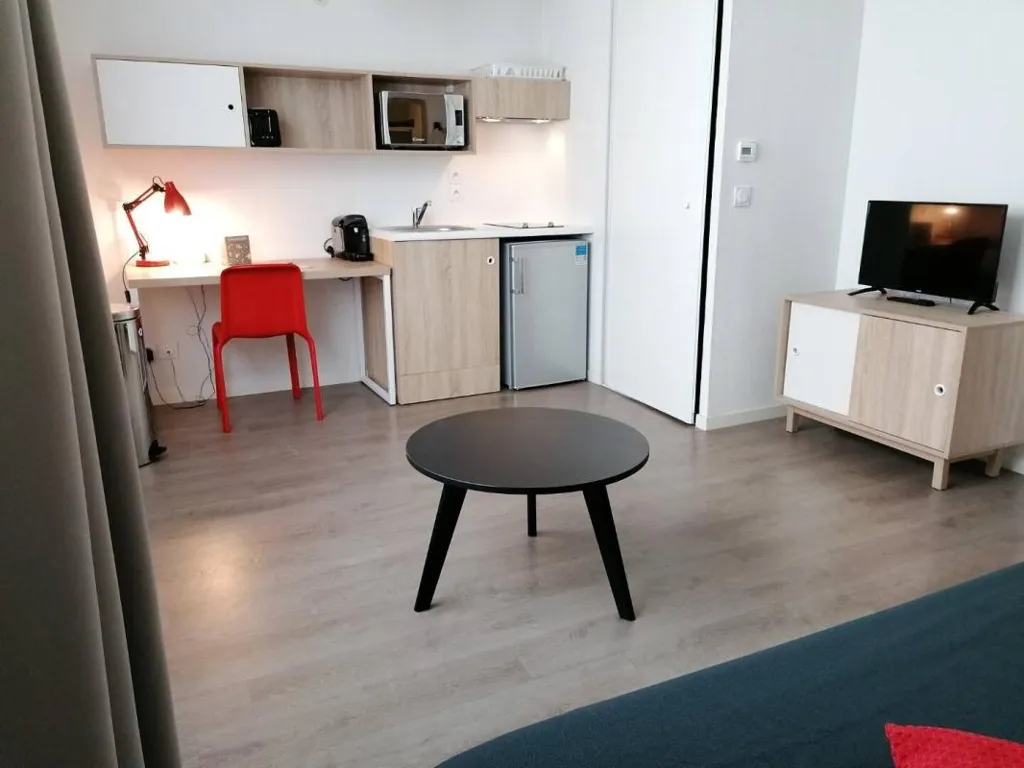 Soggiorno - Studio with Workspace in UXCO H2O Residence
