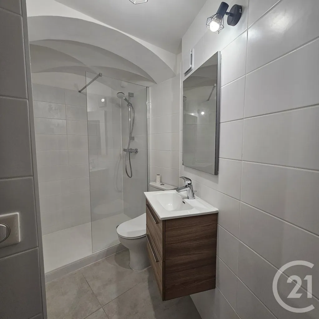 Bagni - Meubled 1-Bedroom Apartment in Rumilly