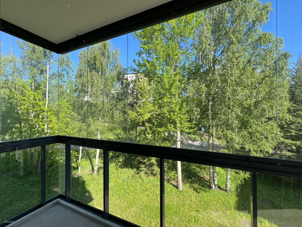 Rõdu - Modern Flat with Balcony in Matinkylä, Espoo