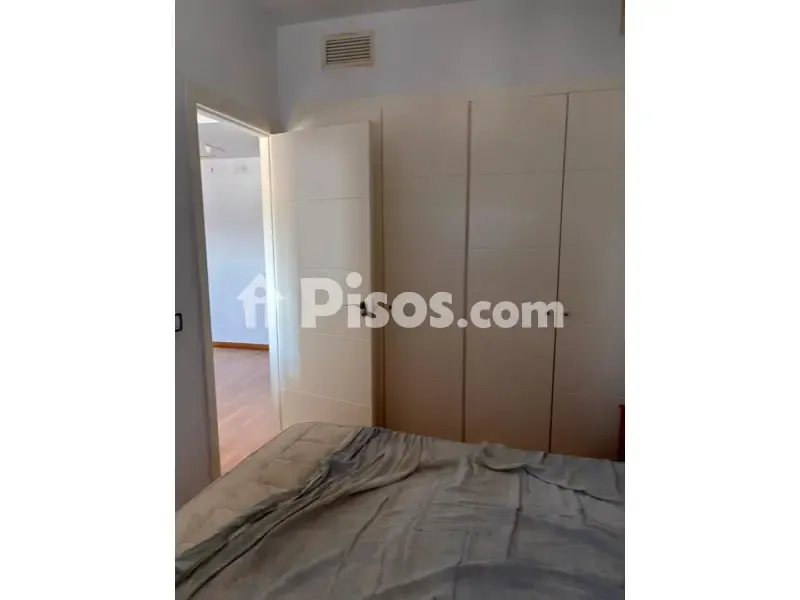 Magamistoad - Semi-Detached Flat with Southeast View in San Fernando