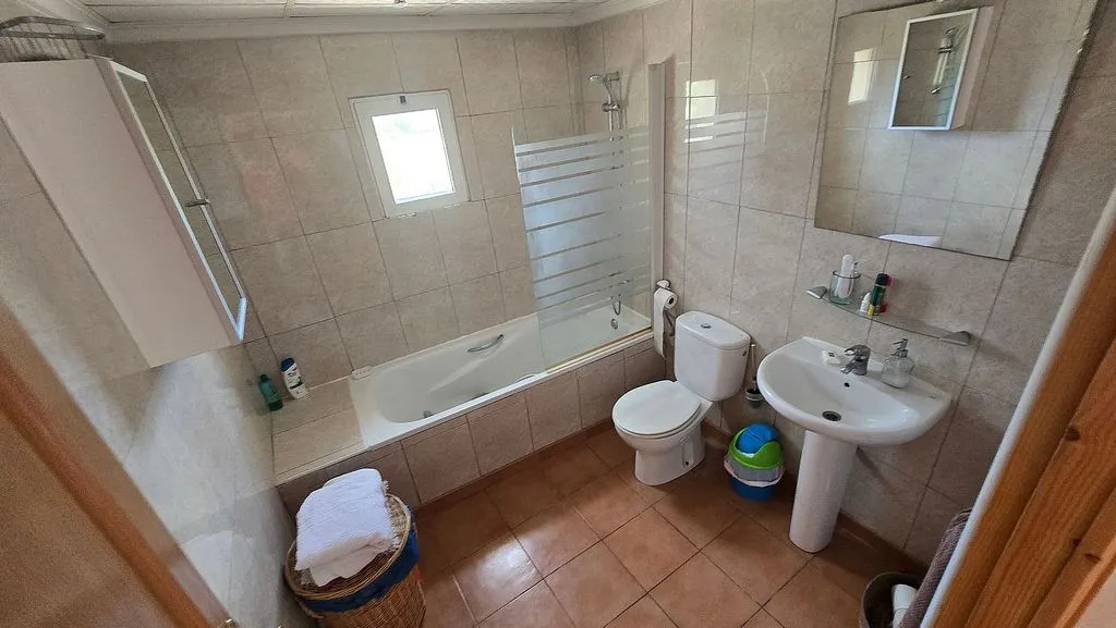 Salles de bain - Chalet with Pool and Terrace in Sax