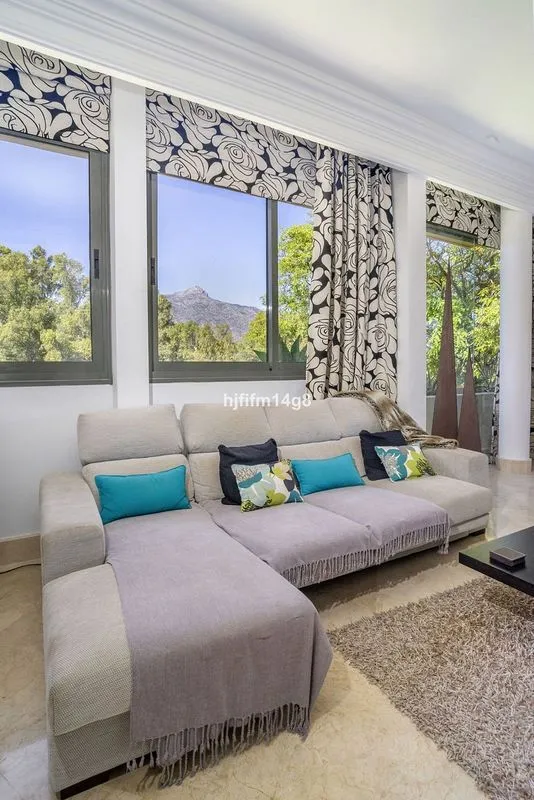 Elutuba - Duplex with Pool in Casco Antiguo