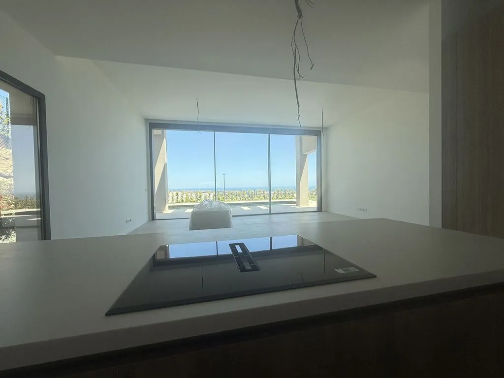 Cuisine - Contemporary Villa with Pool in Benahavís