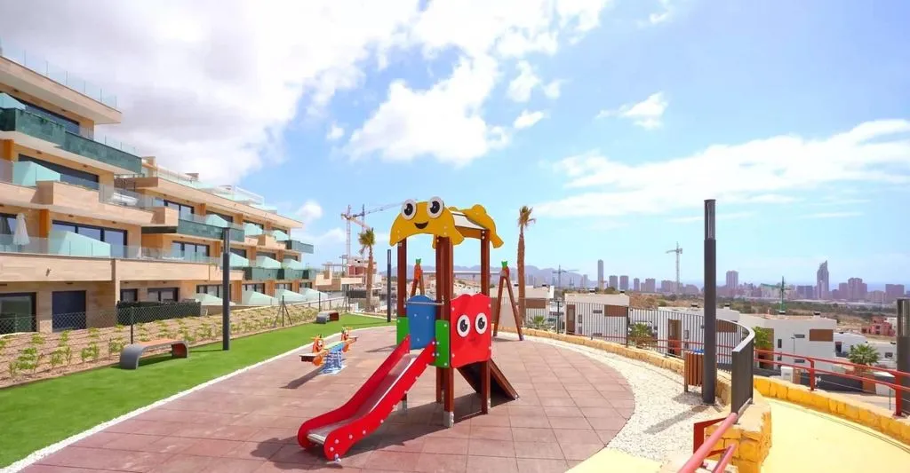 Aed - Duplex with Sea View in Finestrat, Valencia