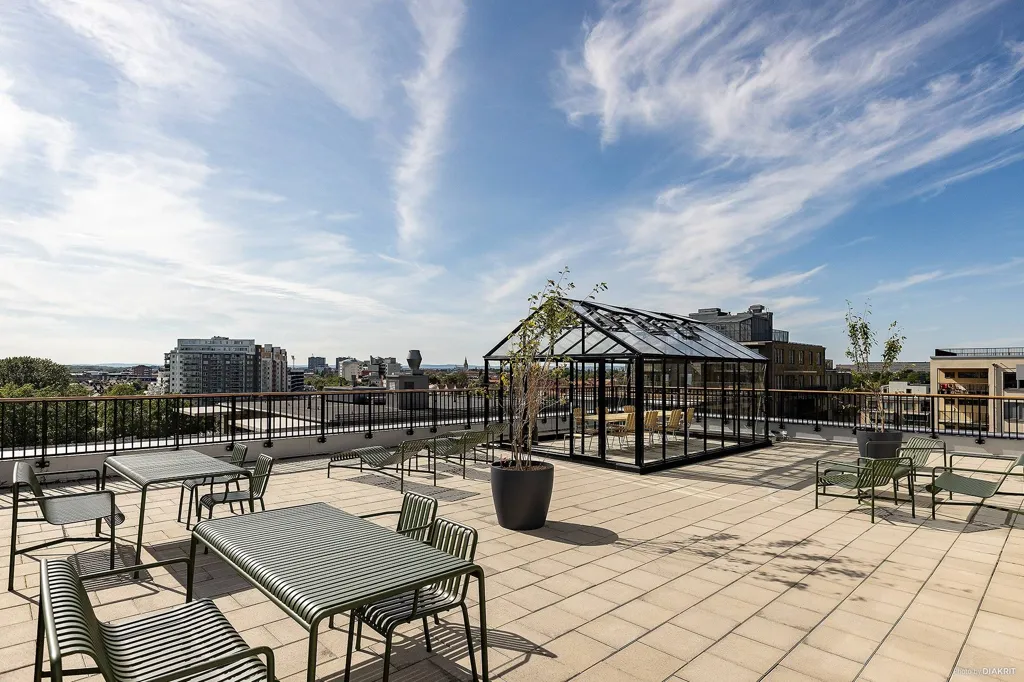 Terrace - Modern Apartment with Balconies in Örebro