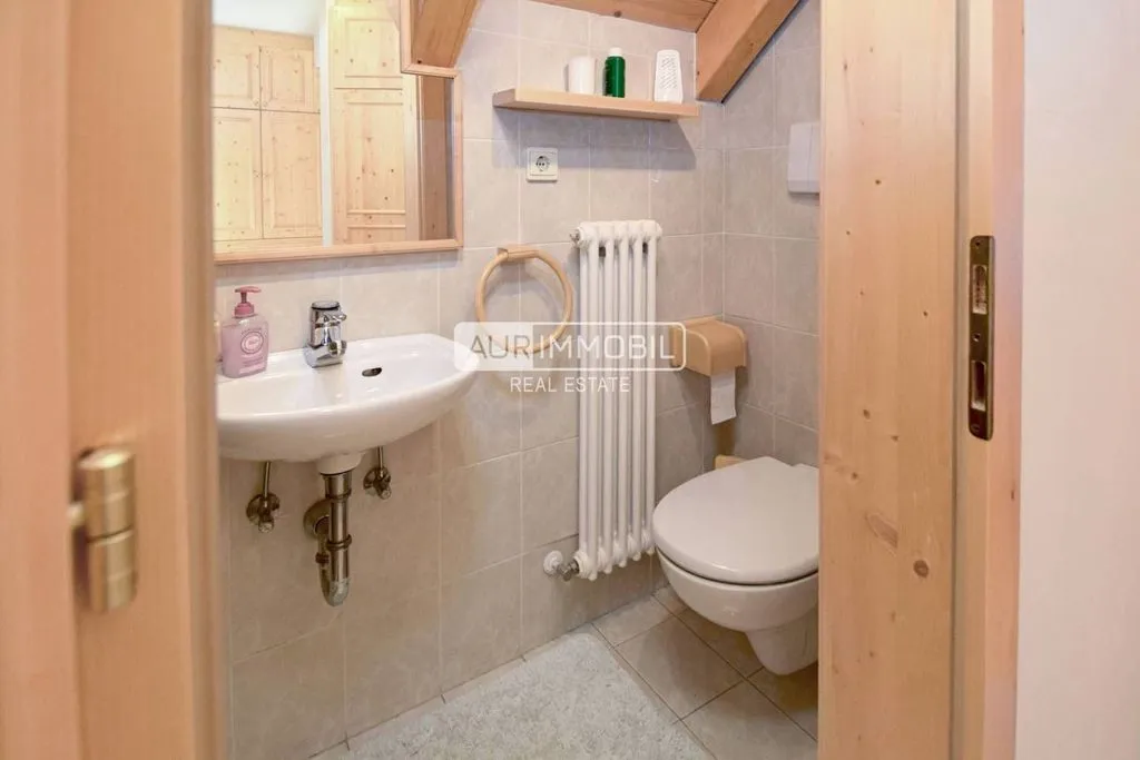 Vannitoad - Luxury Flat with Balcony in Innichen