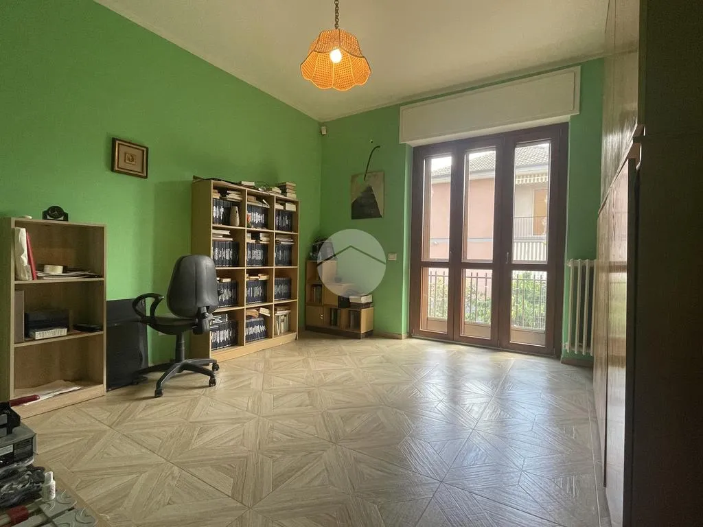 Office - Retrofitted Villa with Balconies in Asti