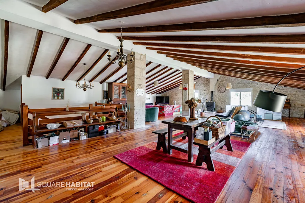 Séjour - Maison en Pierre avec Piscine à Cartelègue