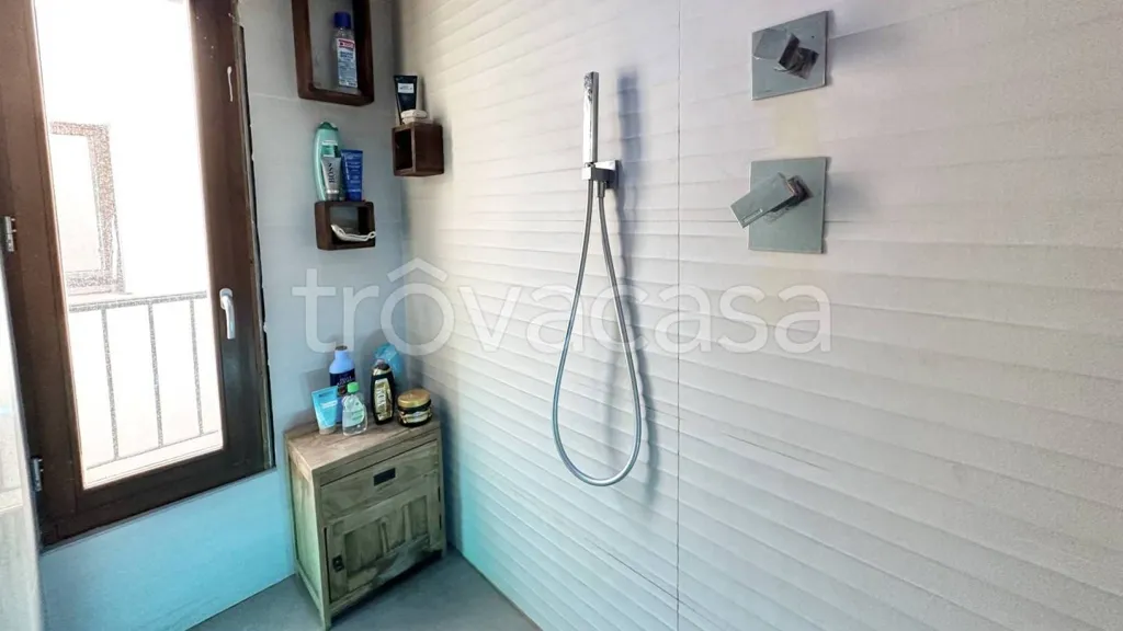 Salles de bain - Quadruplex with Rooftop Terrace in Trieste