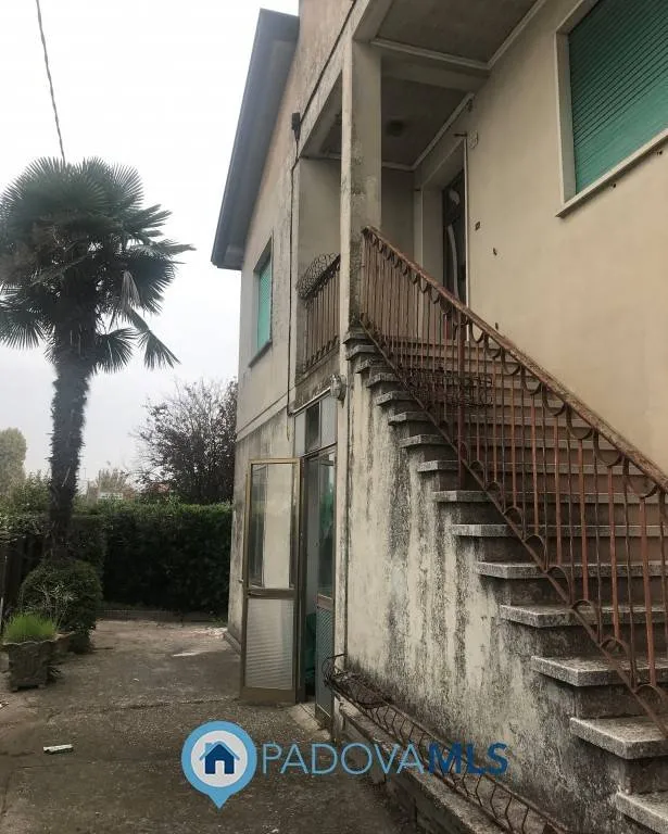 Stanze - Villa with Garden and Pool in San Giusto Canavese