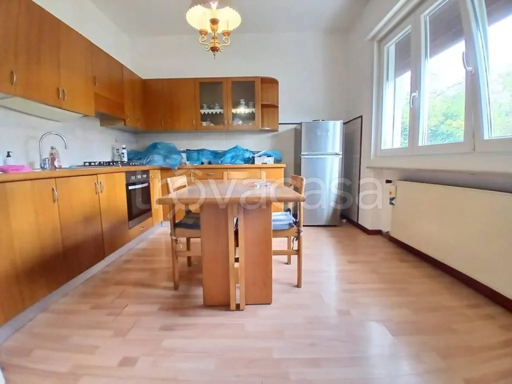 Köök - Independent Villa with Terrace in Gradisca d'Isonzo