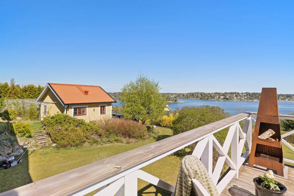 Terrasse - Seafront Villa with Panoramic Views in Österåker