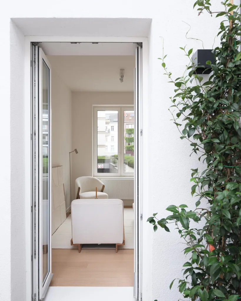 Garden - Renovated 1-Bedroom with Courtyard in Gent Zuid