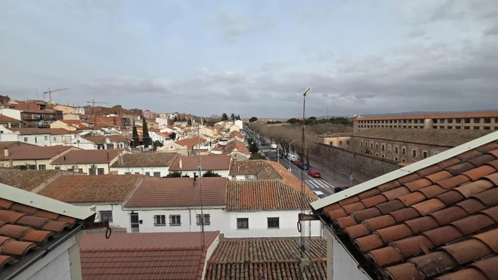 Terrasse - 4-Bedroom Flat with South/East Orientation in Ávila