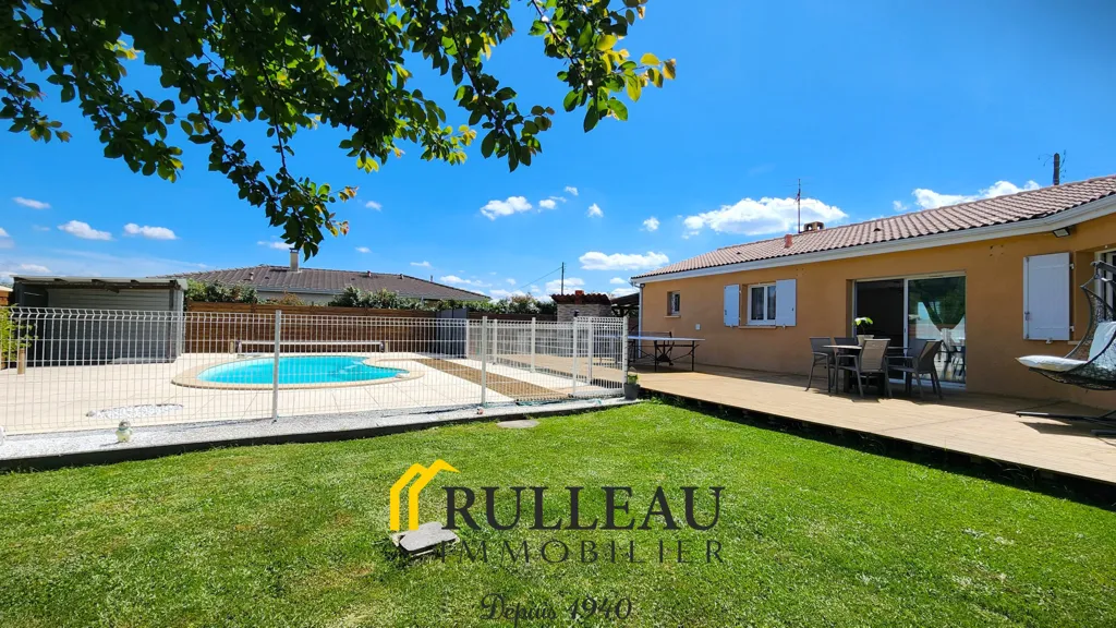 Jardin - Maison Contemporaine avec Piscine à Saint-André-de-Cubzac