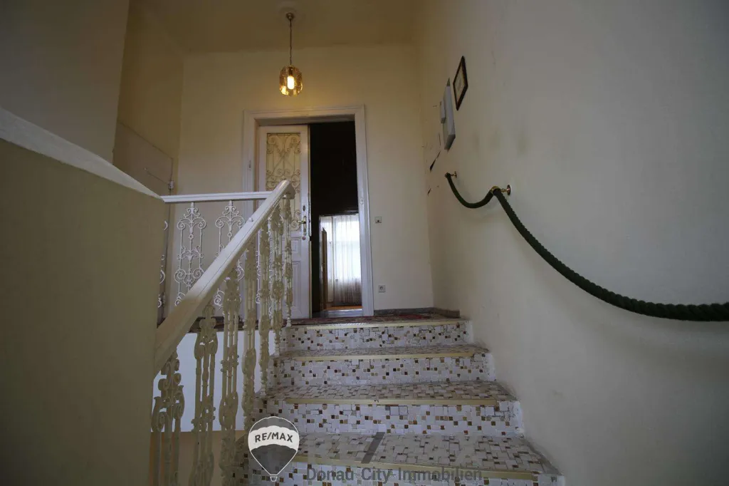 Pièces - Gründerzeit Villa with Development Potential in Vienna