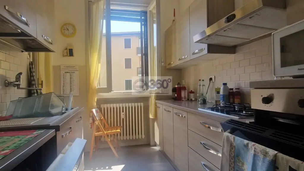 Cuisine - Quadruplex Apartment with Garden View in Brescia