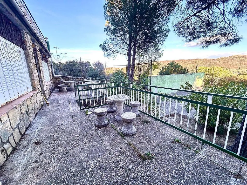 Terrass - Chalet with Pool in Robledo de Chavela