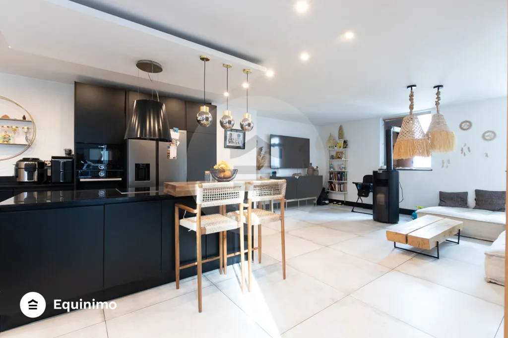 Kitchen - Duplex Flat with Balcony and Terrace in Paris