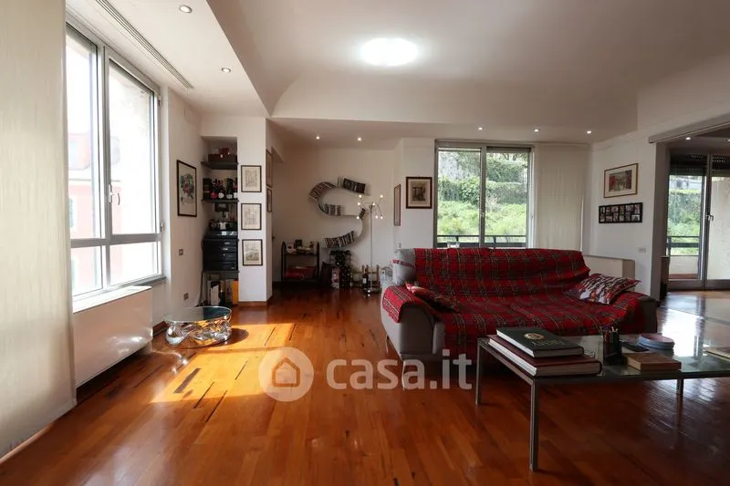 Séjour - Elegant Apartment with Balcony in Genoa Centre