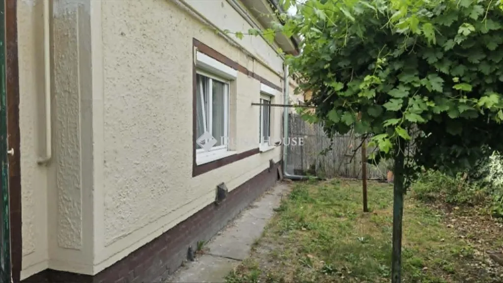 Giardino - Terraced House with Garden in Budapest 9th District